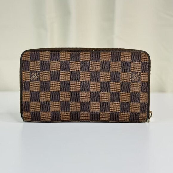 Louis Vuitton Damier Ebene Large Wallet Classic Brown Checkered Design Zippered - Picture 2 of 8
